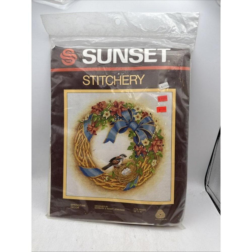 Sunset Stitchery 1983 Springtime Decor Crewel  Embroidery Kit-Sealed 16x16